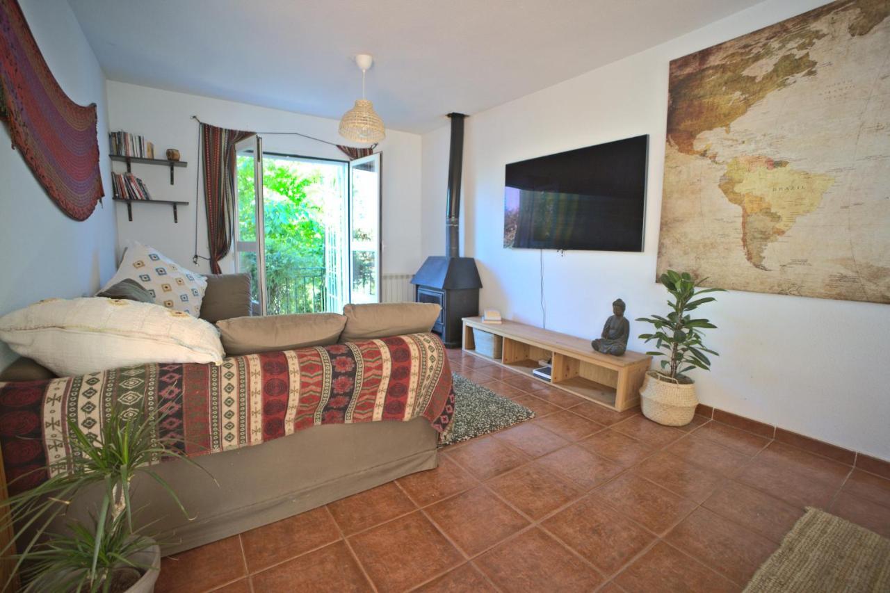 casa con jardín, 4 habitaciones y mucho encanto en cercedilla Exterior foto